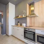 Artistic & Spacious 2Bd Central Apt By Flat Mаnager