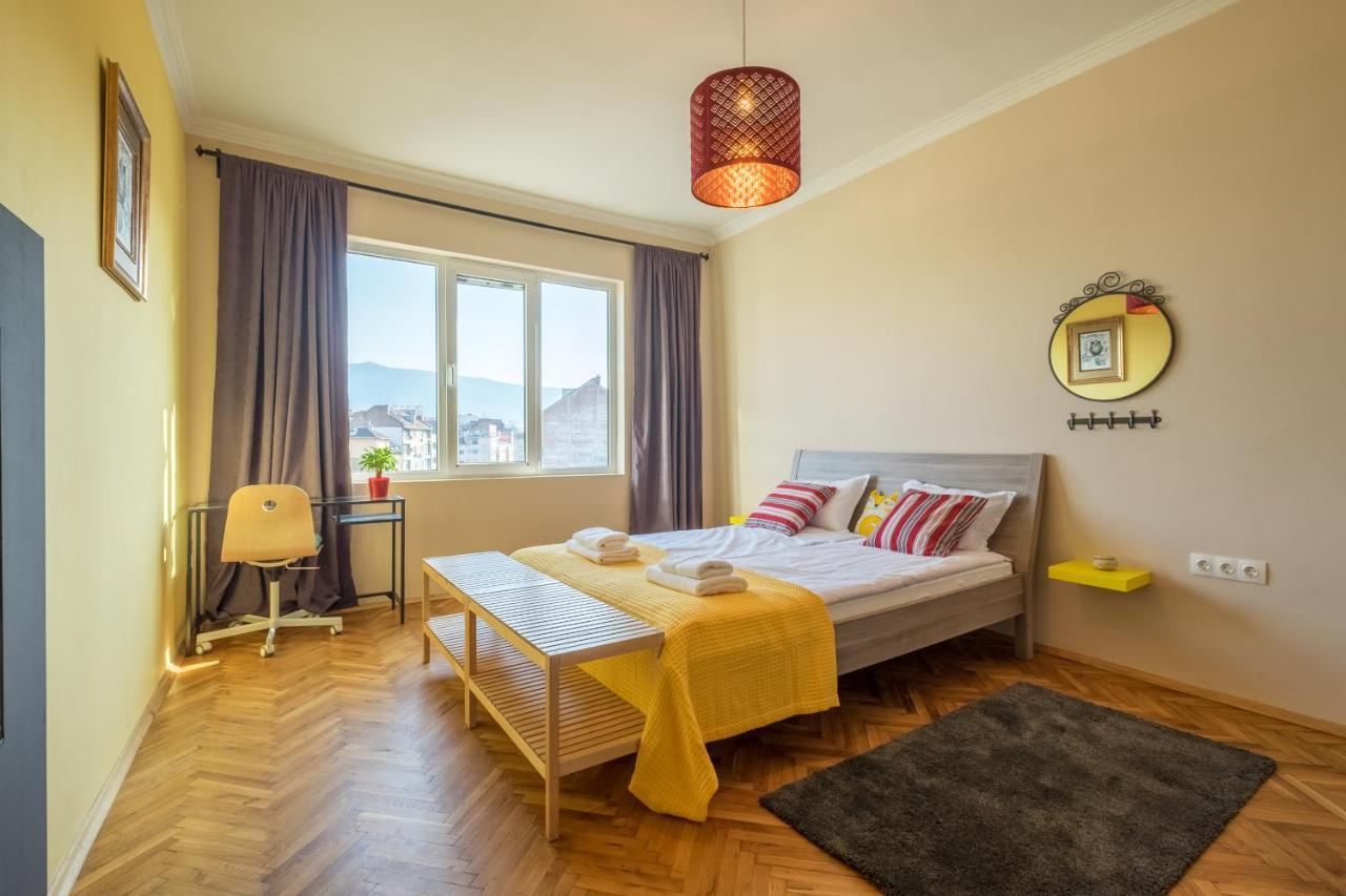 Apartemen Artistic & Spacious 2bd By Flat Mаnager