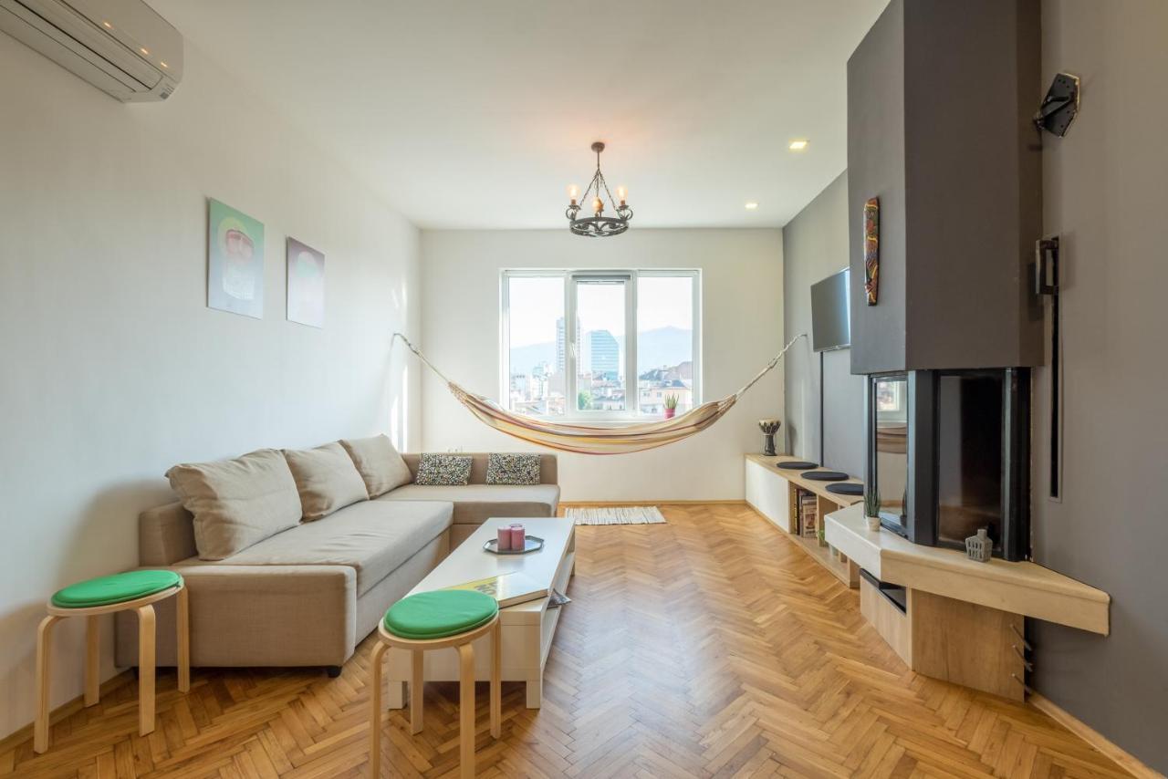 Apartemen Artistic & Spacious 2bd By Flat Mаnager *