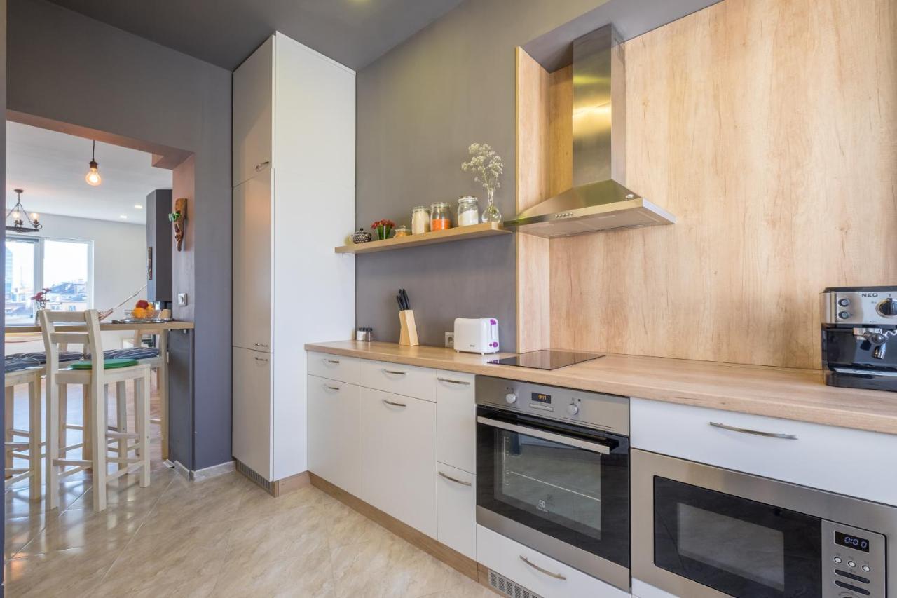 Artistic & Spacious 2bd By Flat Mаnager *